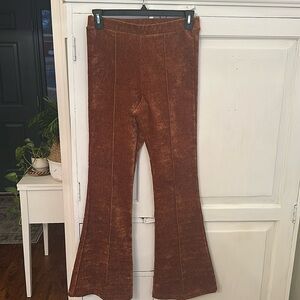 Love On A Hanger Trousers size large